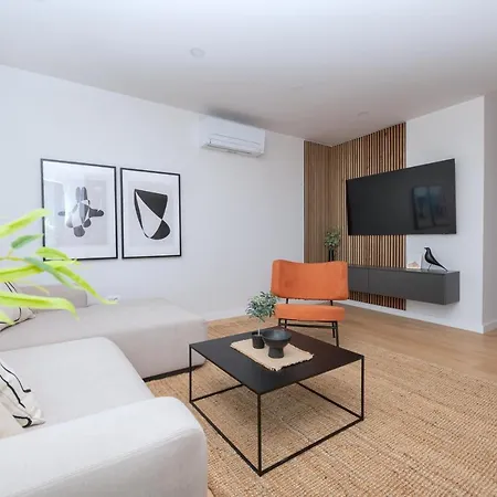 Luxury La Mar Sea&city View شقة *